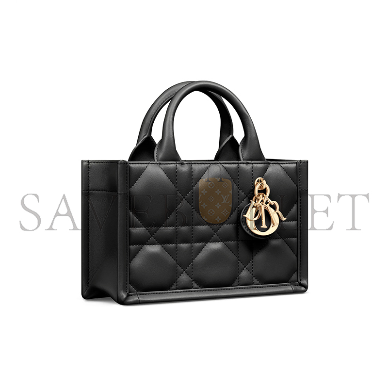 DIOR MINI DIOR BOOK TOTE S5573OWHP_M900 (21.5*13*7.5cm) DIOR MINI DIOR BOOK TOTE S5573OWHP_M900 (21.5*13*7.5cm)
